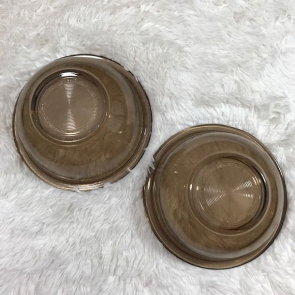 Vintage Set of 2 Amber Pyrex 1qt Rimmed Bowls - Picture 5 of 7